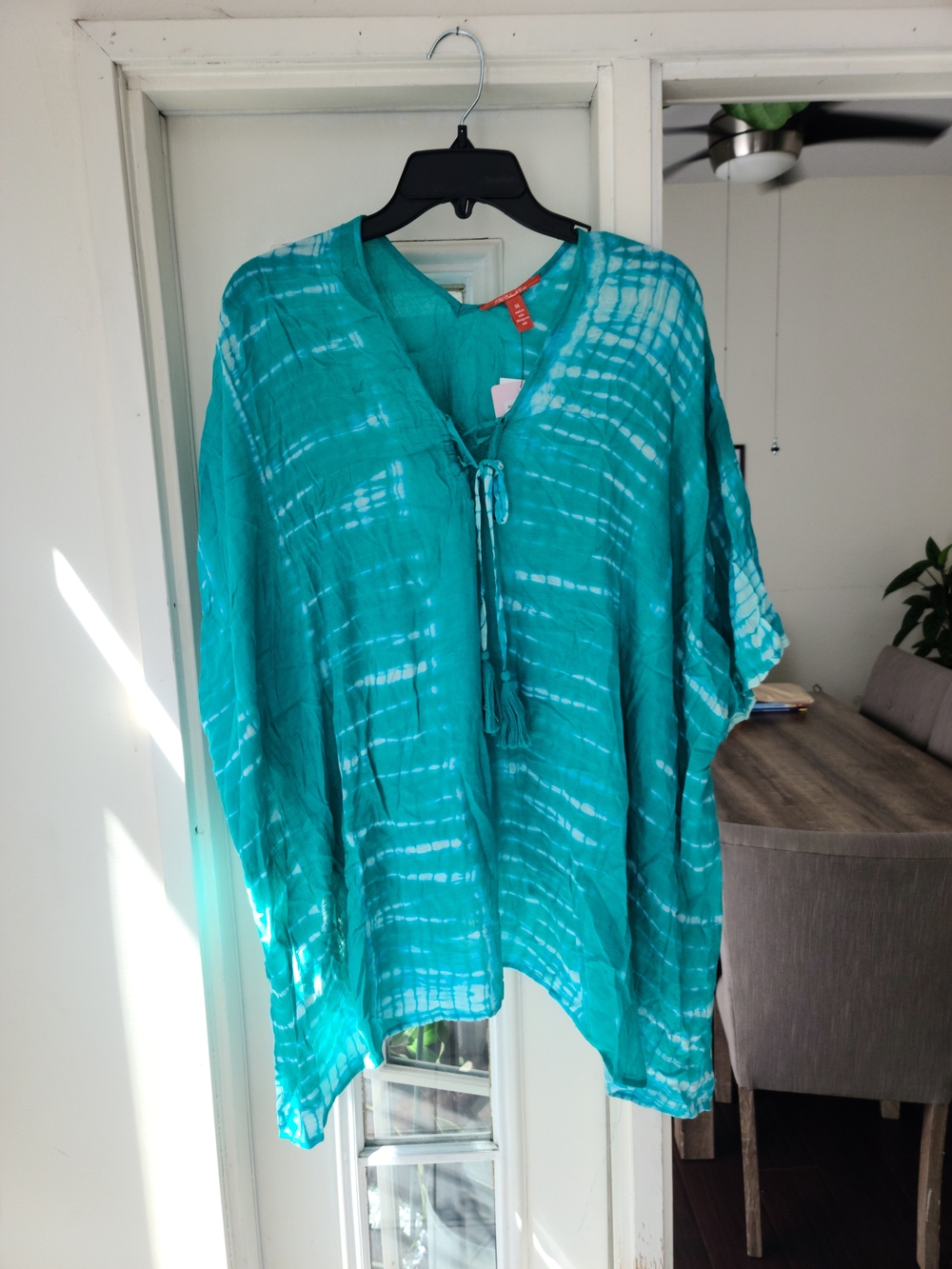 Turquoise Tie-Dye V-Neck Tassel Tunic Top